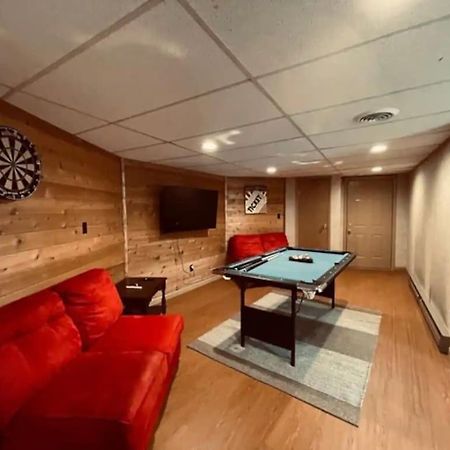 Cabin With Treehouse Views, 3 King Beds, 4 Bunks, And Large Hot Tub! Gatlinburg Exterior foto